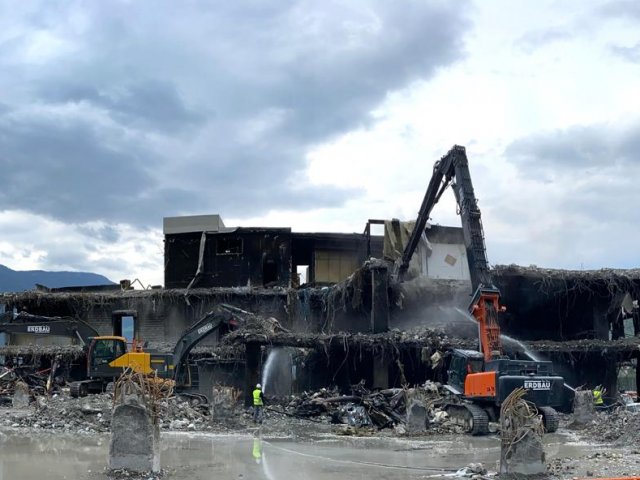 abbruch_brand_metzgerei_pfitscher_2020-05-19_01_albrecht_auer.jpg