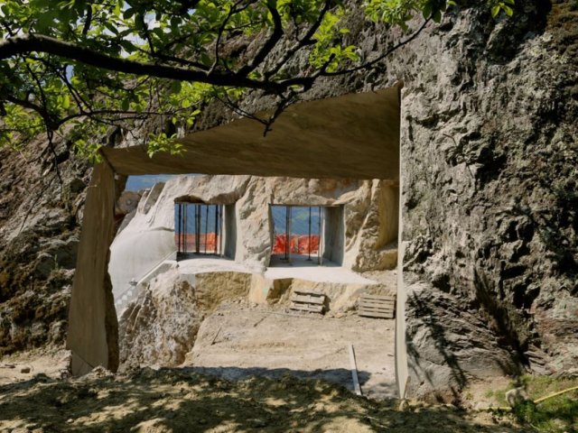 haus_im_felsen_reinhold_messner_2014-11-14_06_albrecht_auer.jpg