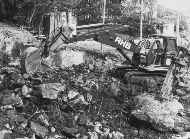 aushub_voellanerhof_1974_2020-10-20_albrecht_auer.jpg