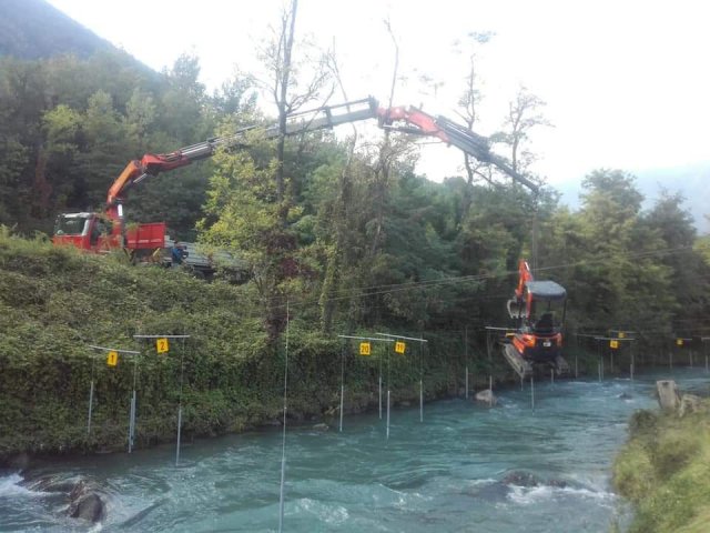 einsatz_wildbachverbauung_kubota_u-15_2020-10-01_jochen_hoelzl.jpg