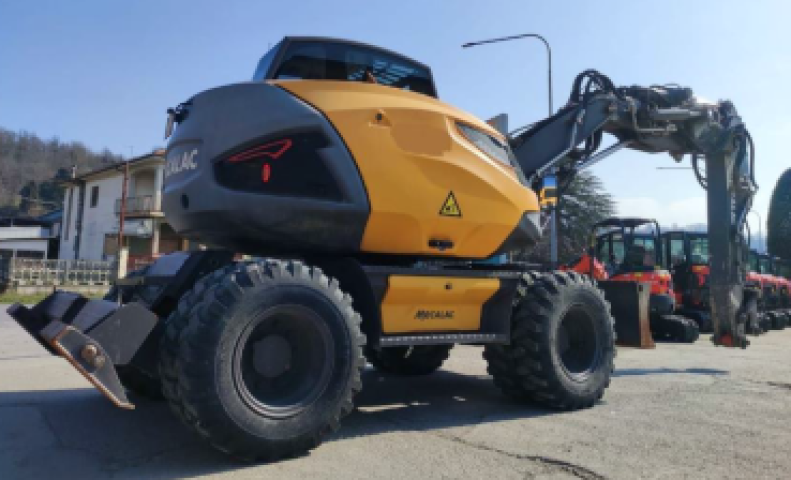 mecalac2.png